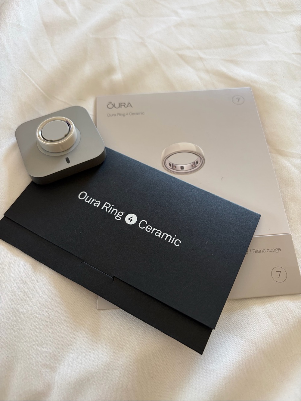 Oura Ring 4 Ceramic Cloud White Size 7 + Charger | Excellent Condition